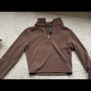 Balance athletica refine crop zip brown NWOT